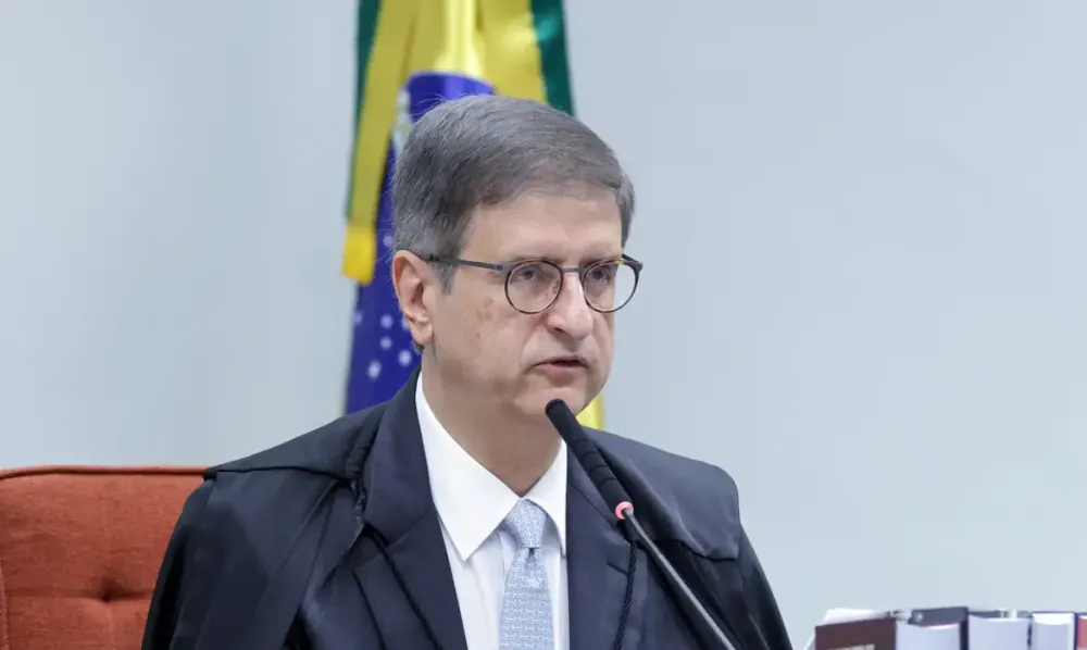 PGR pede anulação de investigação da PF que revelou conversas entre Moraes e Vorcaro