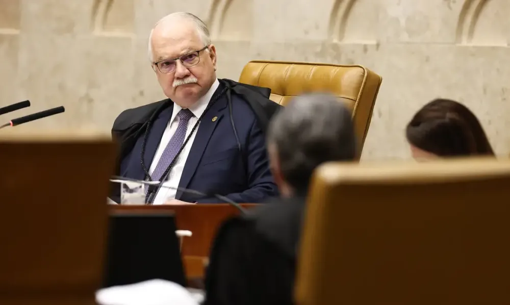 Ex-ministros e representantes da sociedade civil divulgam carta em apoio a Fachin em meio à crise no STF