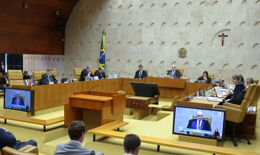 STF retoma sessões após suspensão de casos envolvendo Moraes e Mendonça