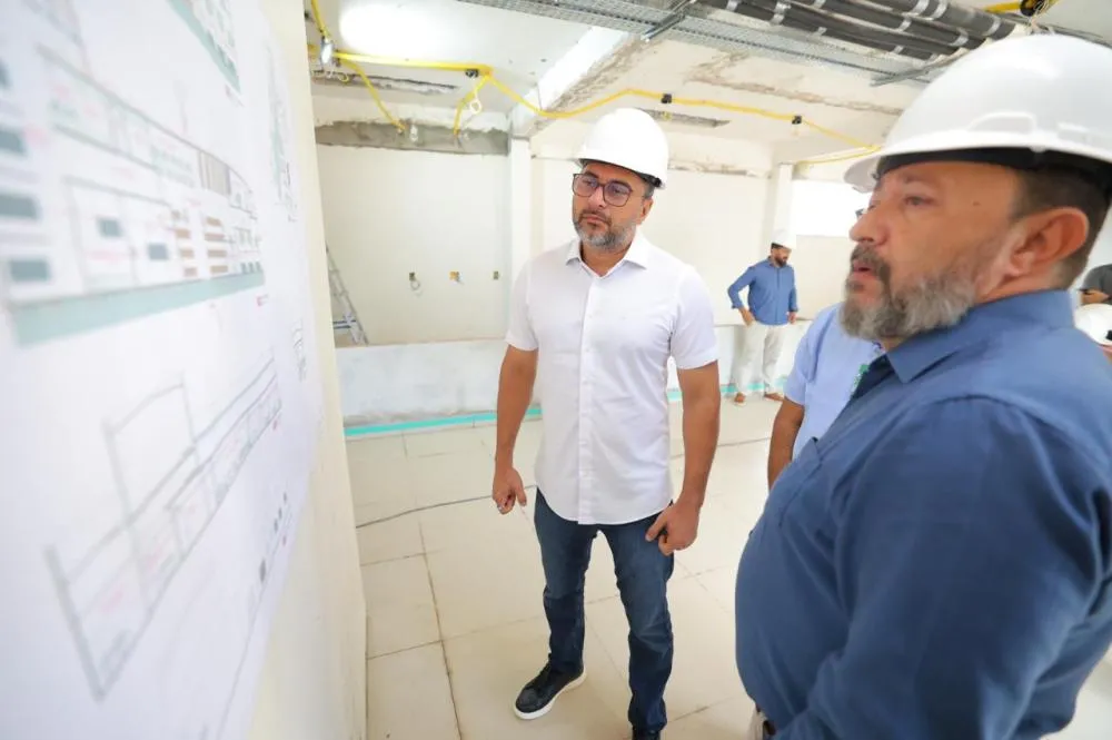 Governador Wilson Lima vistoria obras da Policlínica e do Hospital-Dia do Complexo Hospitalar Sul, que ultrapassam 80% de execução