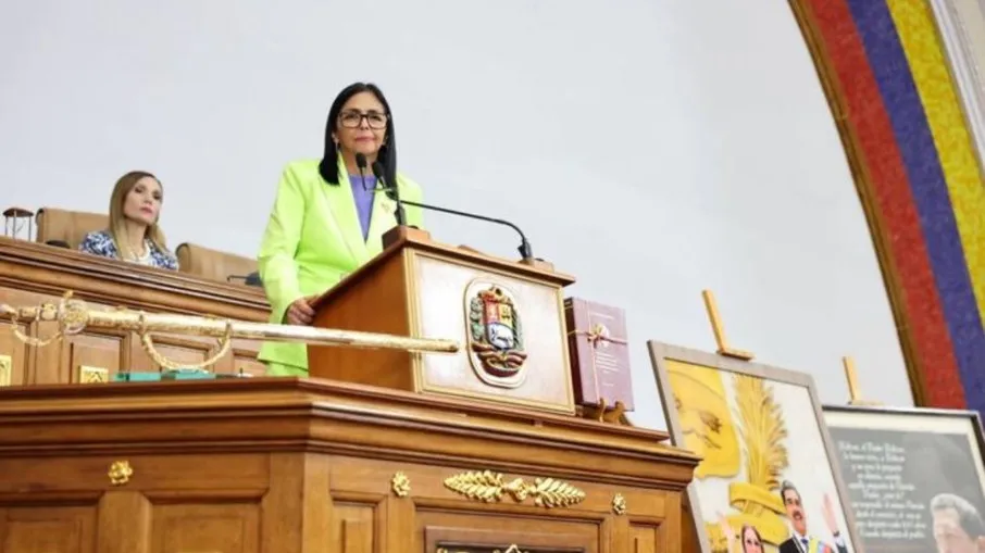 Venezuela anuncia anistia geral e fecha prisão denunciada como centro de tortura