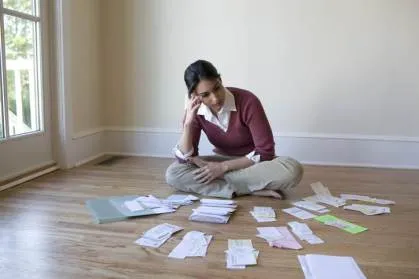 Serasa aponta que 42% dos inadimplentes já carregam dívidas há mais de 10 anos