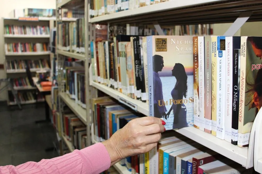 MEC disponibiliza aplicativo gratuito com oito mil livros