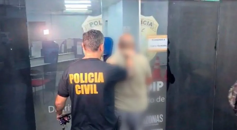 Polícia Civil prende americano e desarticula laboratório de drogas em condomínio de luxo no conjunto Vieiralves
