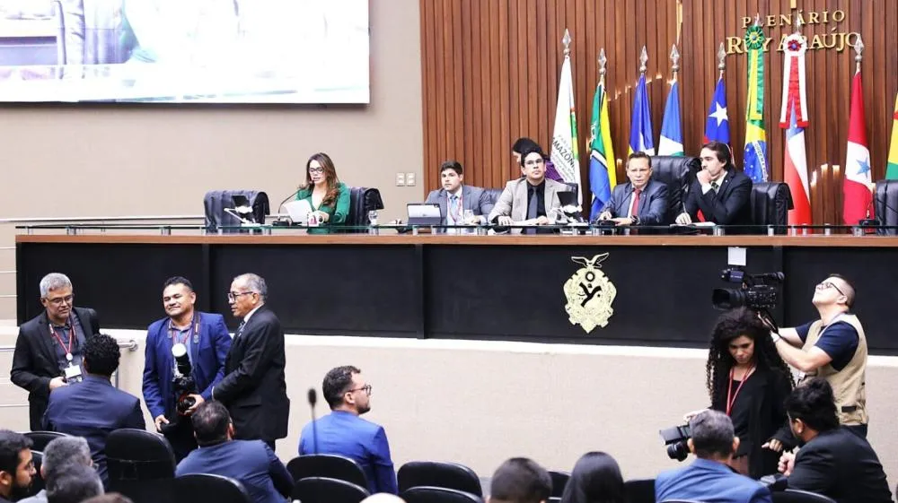 Aleam publica edital para eleição indireta de governador e vice no Amazonas