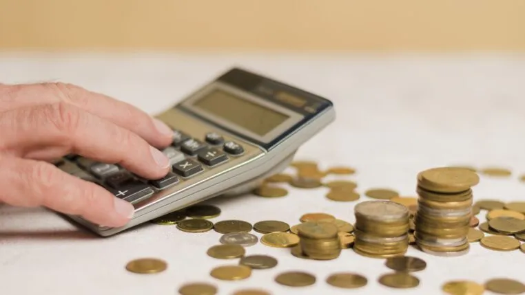 Dívida Pública sobe 1,91% em abril e encosta em R$ 8,8 trilhões