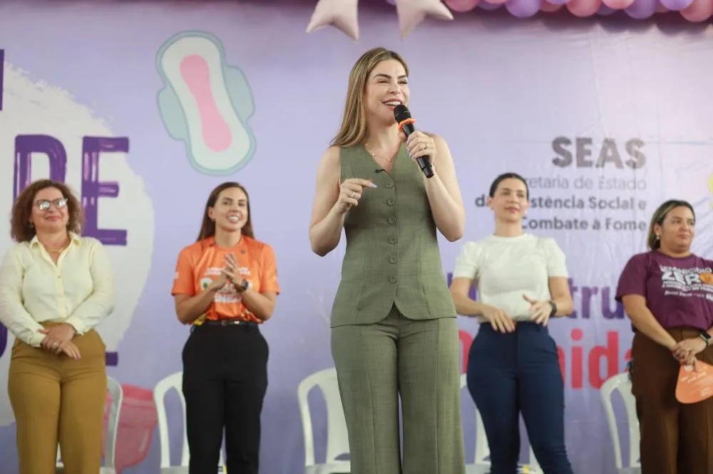 Primeira-dama Thaisa Cidade reforça ações de proteção infantojuvenil nas escolas em evento na zona sul de Manaus