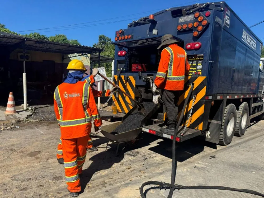 Prefeitura de Manaus moderniza manutenção viária com tecnologia TBR e intensifica recuperação asfáltica no Monte das Oliveiras