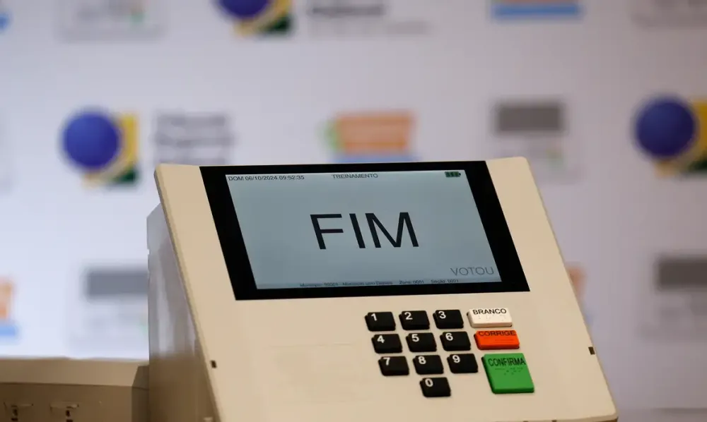 Eleitor tem até esta quinta-feira para solicitar voto em trânsito nas eleições