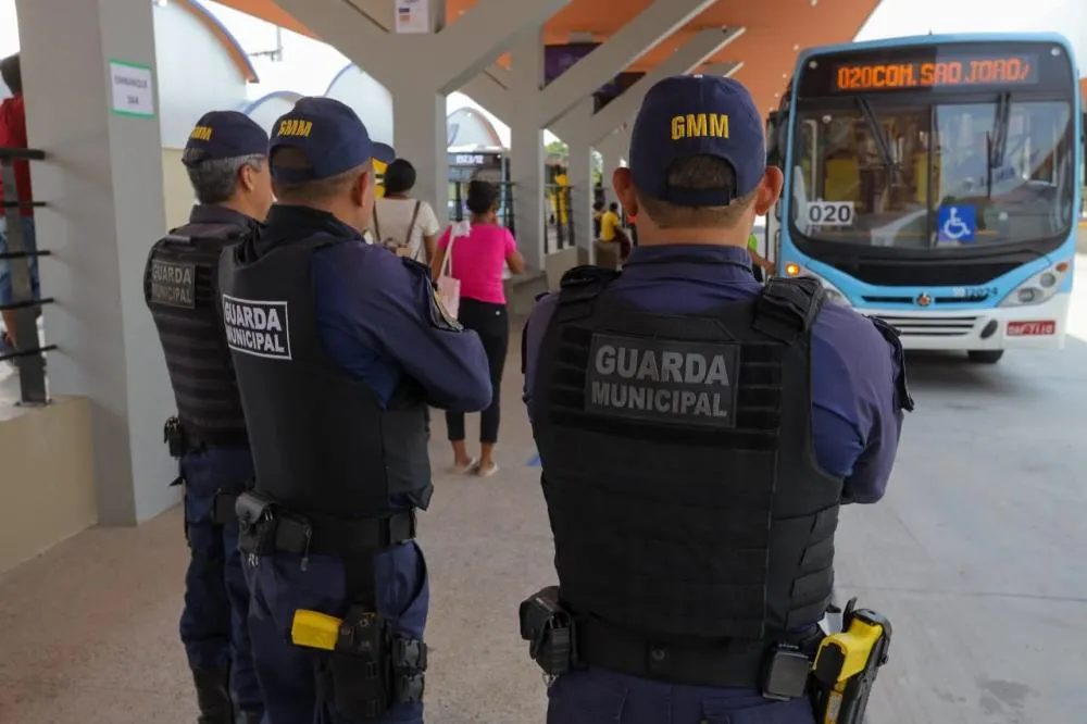 Guarda Municipal detém indivíduos por importunação sexual e receptação nas zonas Oeste e Sul da capital